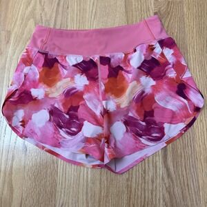Athleta Womens Shorts Size XS Printed Run With It Inseam 3.5" Floral Pink